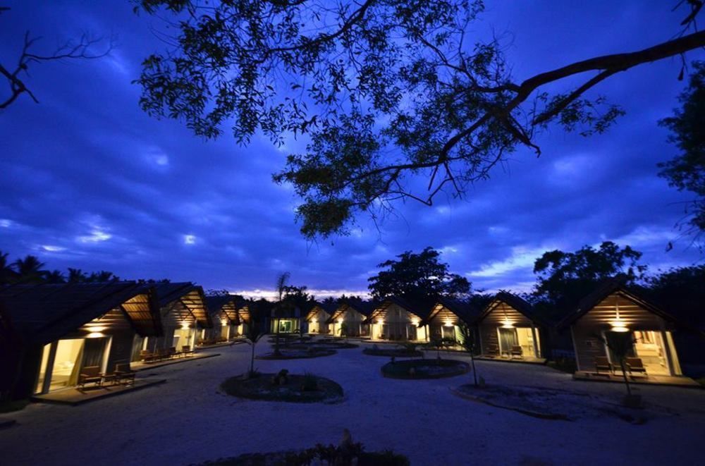 Blue Palawan Beach Club Puerto Princesa Exterior foto