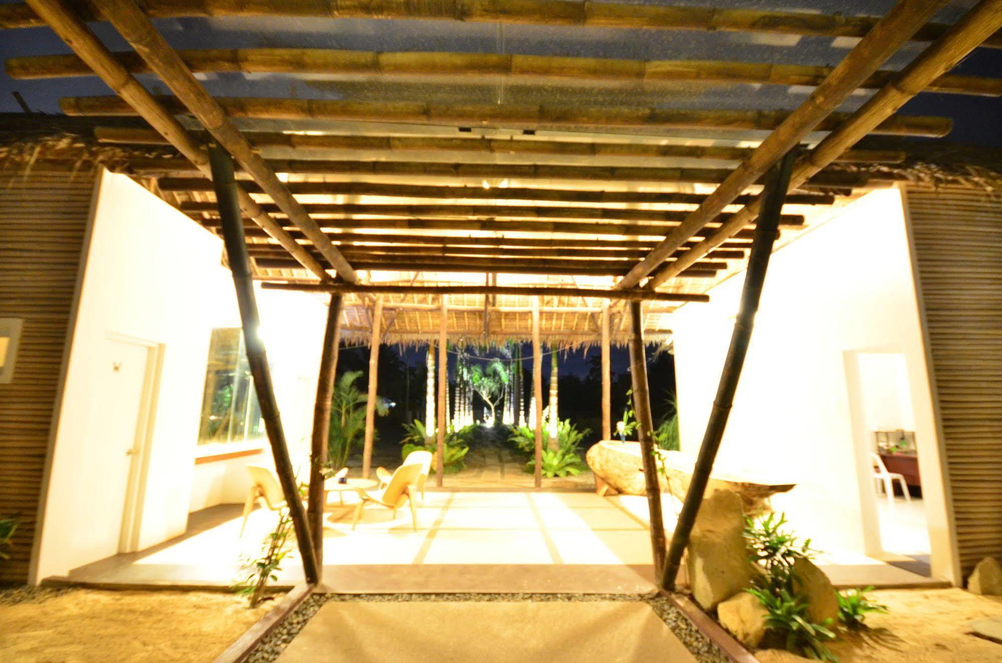 Blue Palawan Beach Club Puerto Princesa Exterior foto